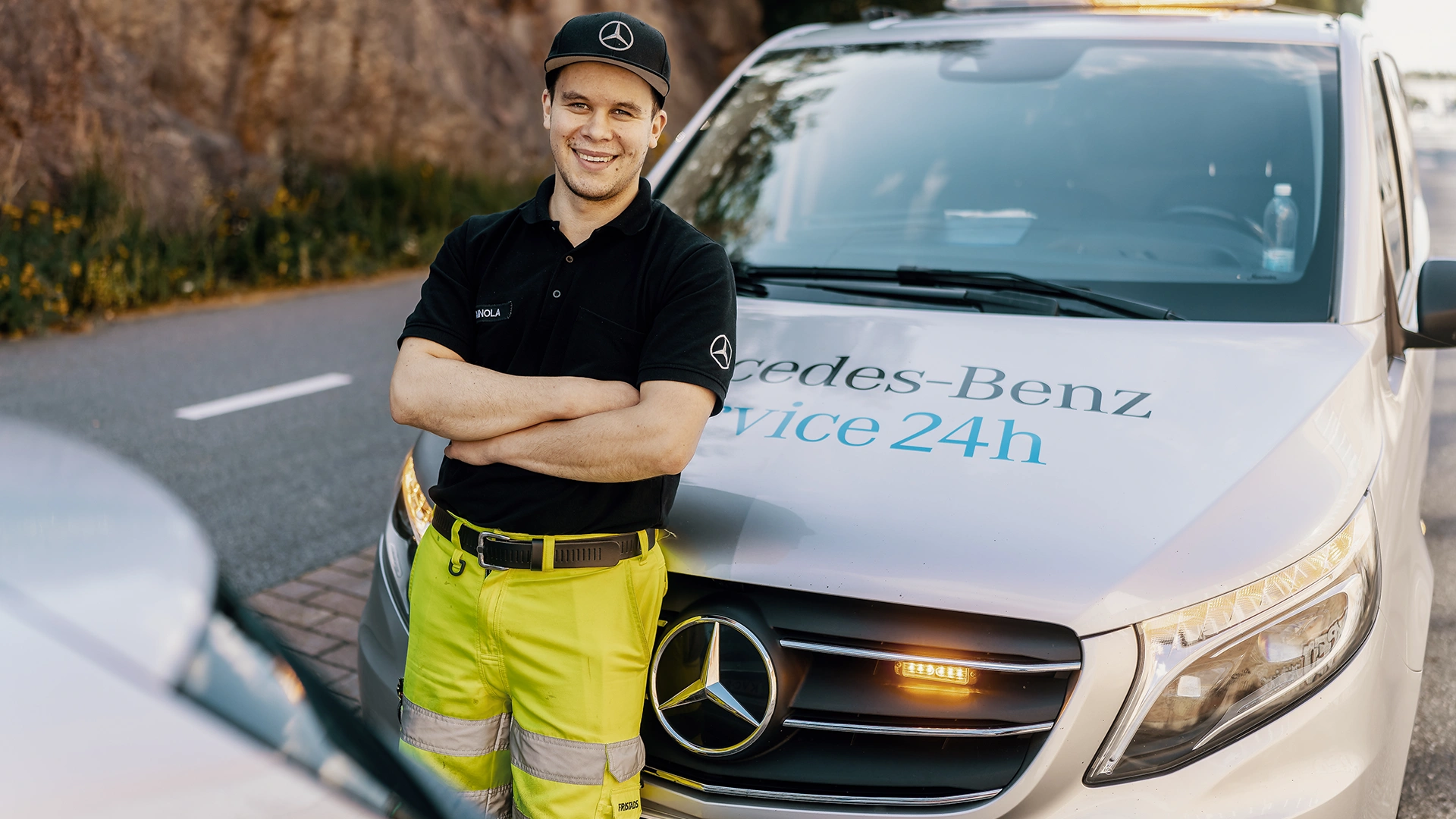 Service 24h -palveluauto pakettiauton tukena